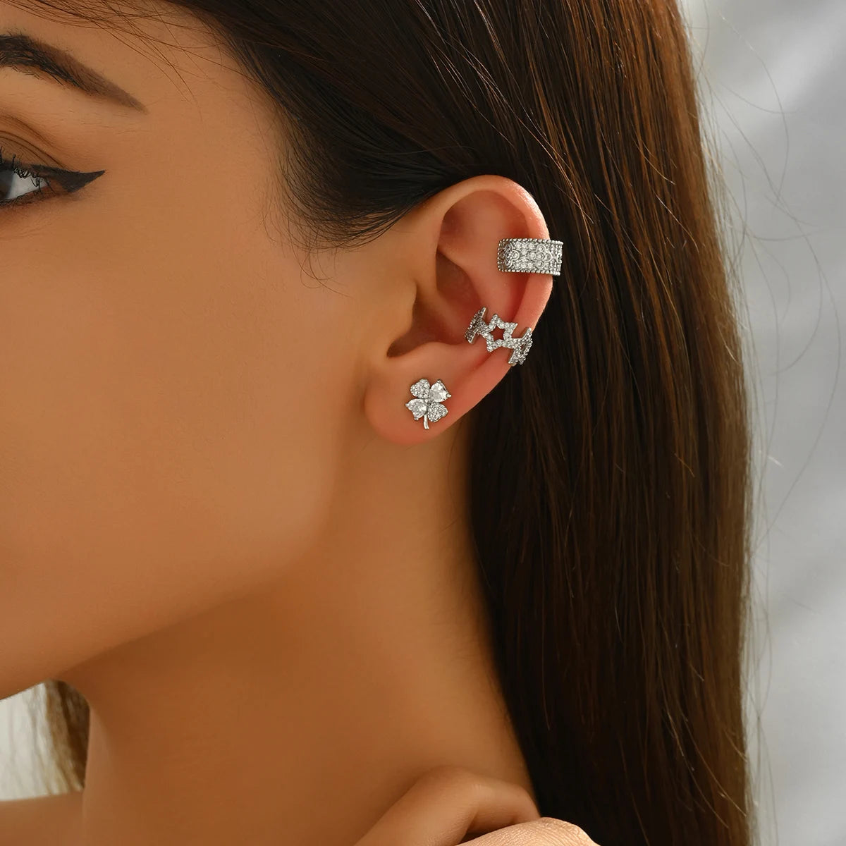 Stock Luxury High-End Clip-On Earrings Star Geometric Pattern Unique Feminine Personality for Parties