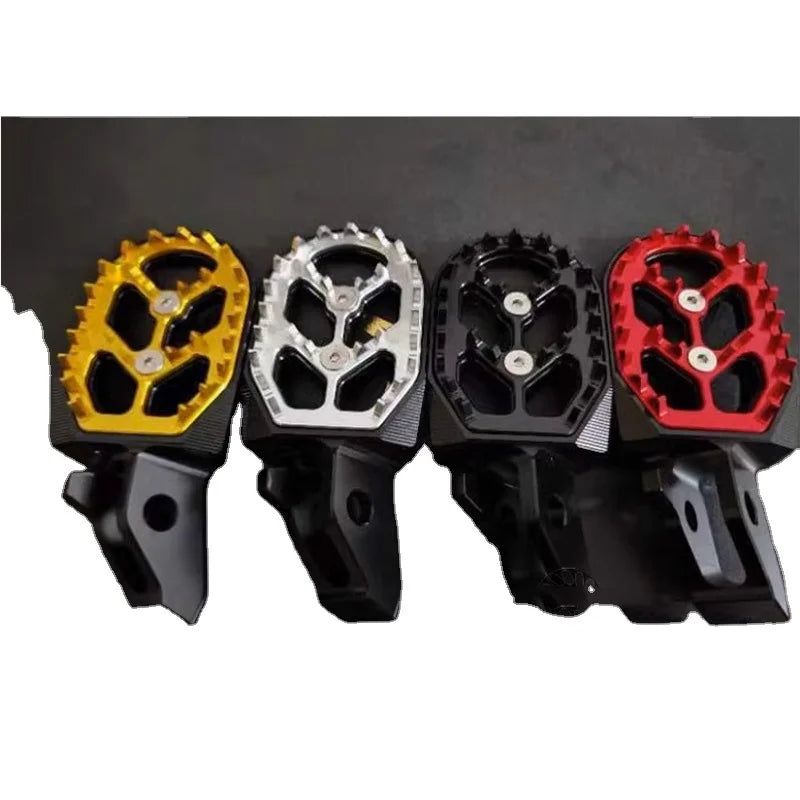 Colorful Widened Foot Pedals for Surron UltraBee Electric Cross-country Bike Ultra Bee Retrofitting Metal Foot Board Accessories