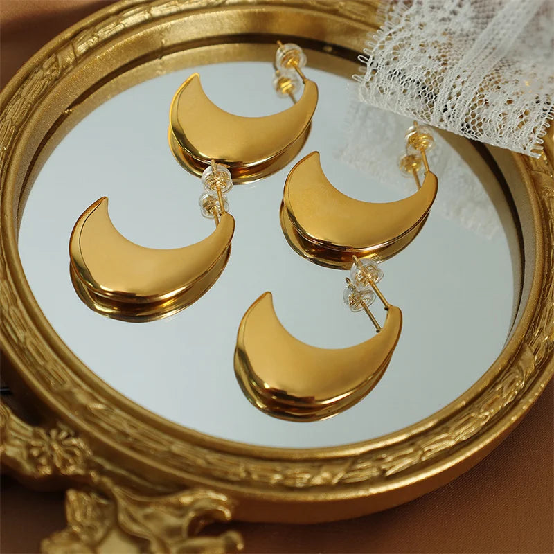 Luoyan New Statement 18k Gold Plated Stainless Steel Waterproof Trendy Huggie Hammer Moon Crescent Minimalist Women Earrings