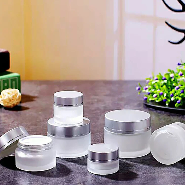 Factory Produced Wholesale Cylindrical Cosmetic Cream Glass Jar