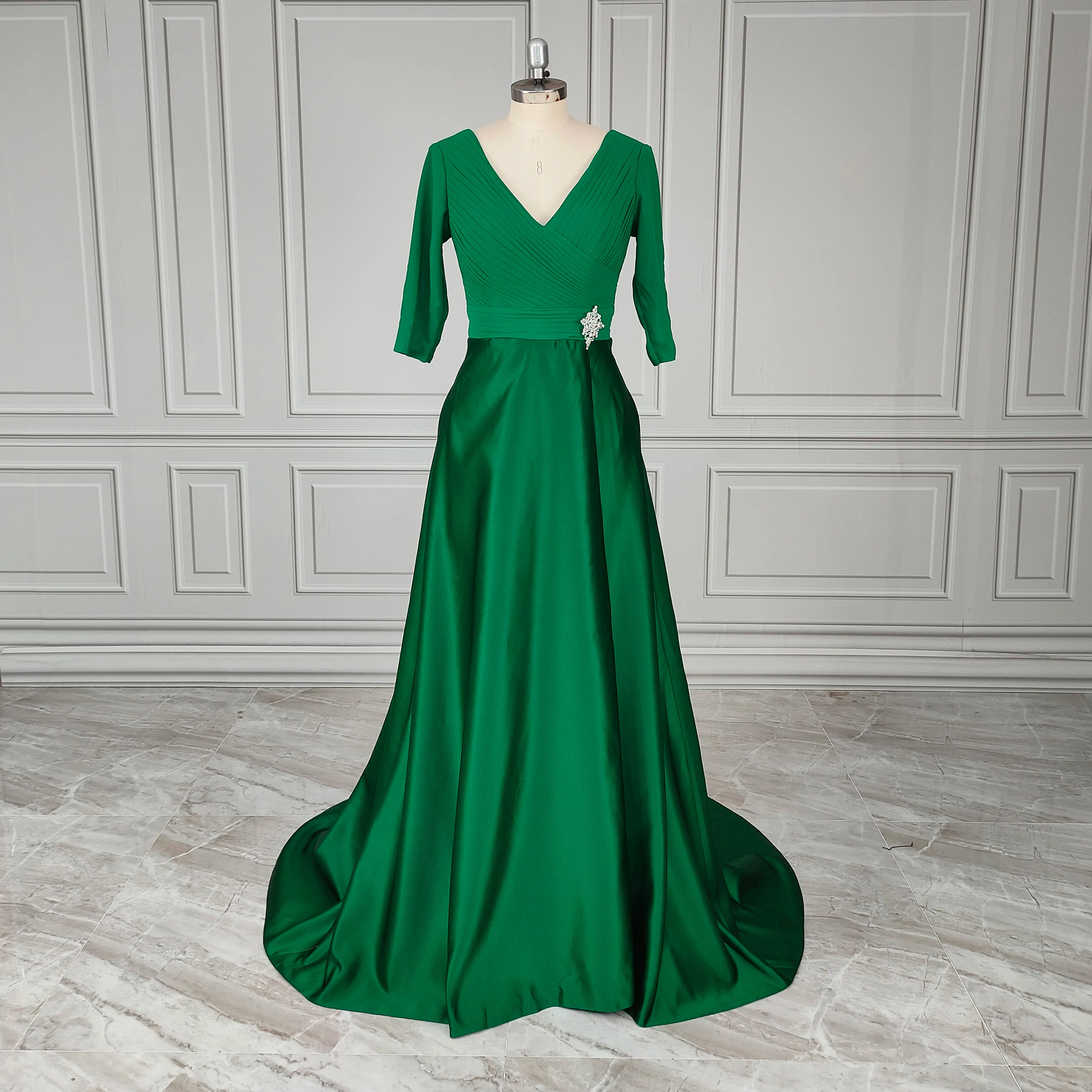 Real Photos High Quality Pleat Chiffon Aline Mother of Bride Dress for Wedding Women Elegant Satin Evening Gown With Slit 15602