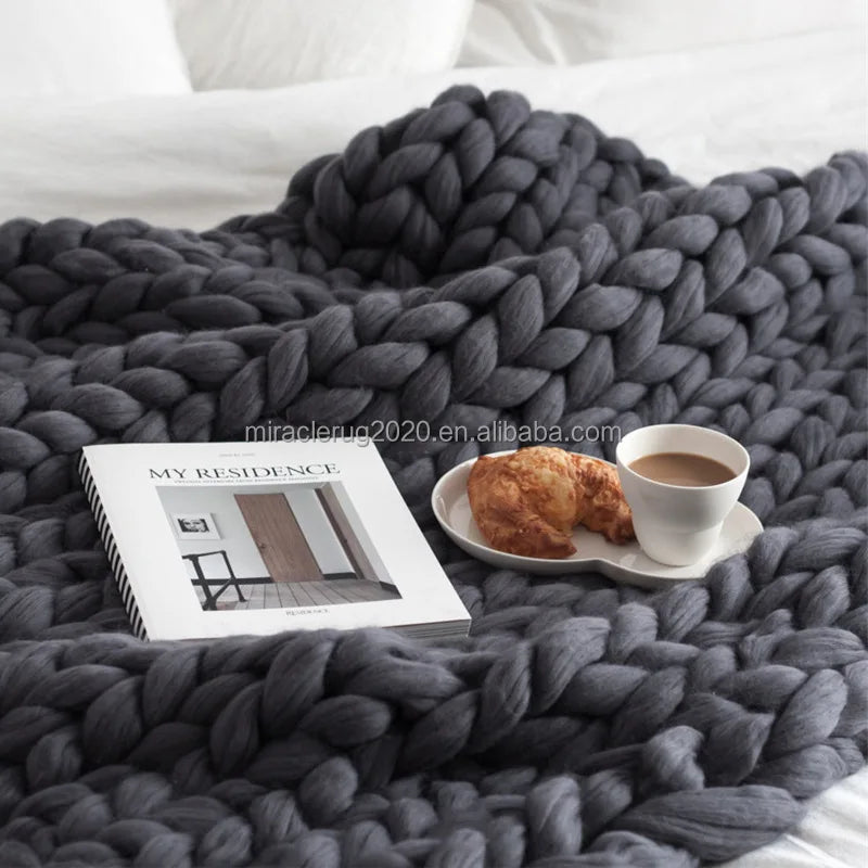 Beautiful Soft Rug Giant Chunky Knit Throw Jumbo Knit Polyester Carpet Custom Braided Rug Birthday Gift Blankets