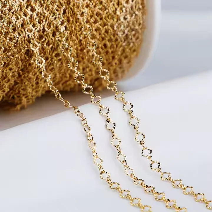 Wholesale 3.8mm DIY Loose Chain Brass 18K Gold Plated Hammered Heart Chain for Jewelry Manufacturing Supplier