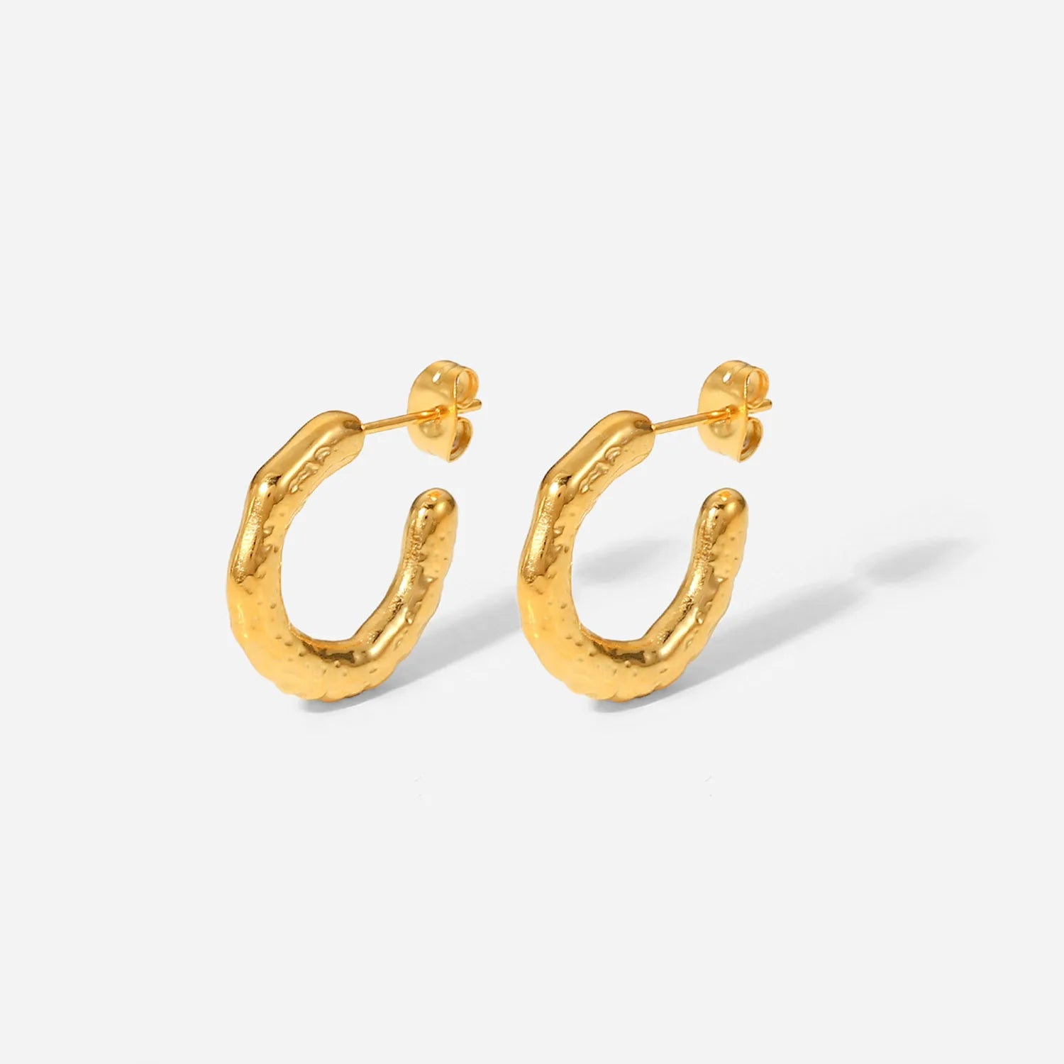 Fashion Non Tarnish Statement Stainless Steel Jewelry Minimal Hammered Texture Big 18k Gold Plated Huggie Hoop Earring for Women