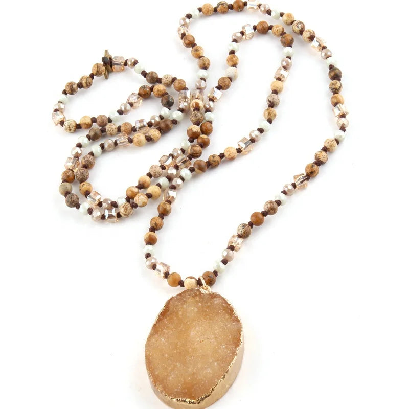 Fashion Custom Jewelry 4mm Crystal Beads Natural Crystalloid Stone Necklace Long Knotted Druzy Pendant Necklace