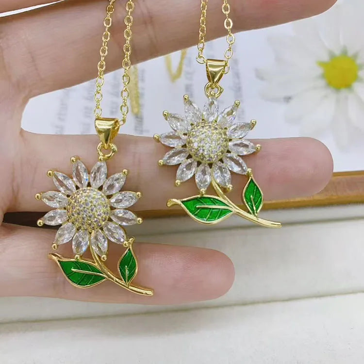 NZ1625 Chic Ladies 18K Gold Plated Enamel Green Leaf CZ Pave Sunflower Sun Flower Pendant Chain Necklace for Women Ladies