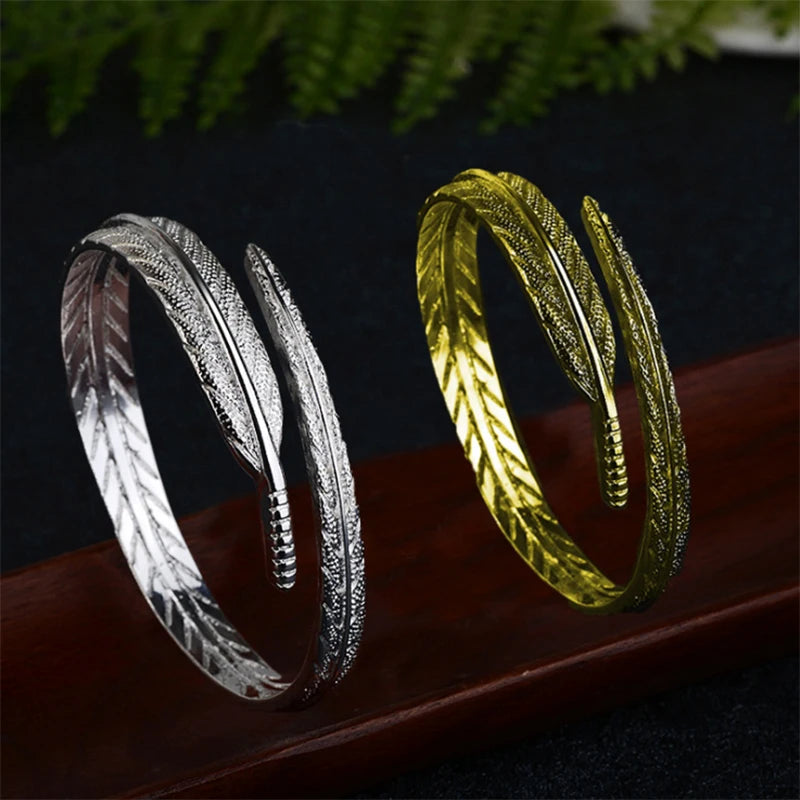 Women's Gold Plated Natural Stone Retro Angel Feather Cuff Bracelet Fashionable Adjustable Opening Party Christian Religious