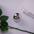 Private Label Moisturizing Cute Organic Egg Round Ball Lip Balm Fruit Flavors Tinted Sliver Round Container Lip Balm Ball