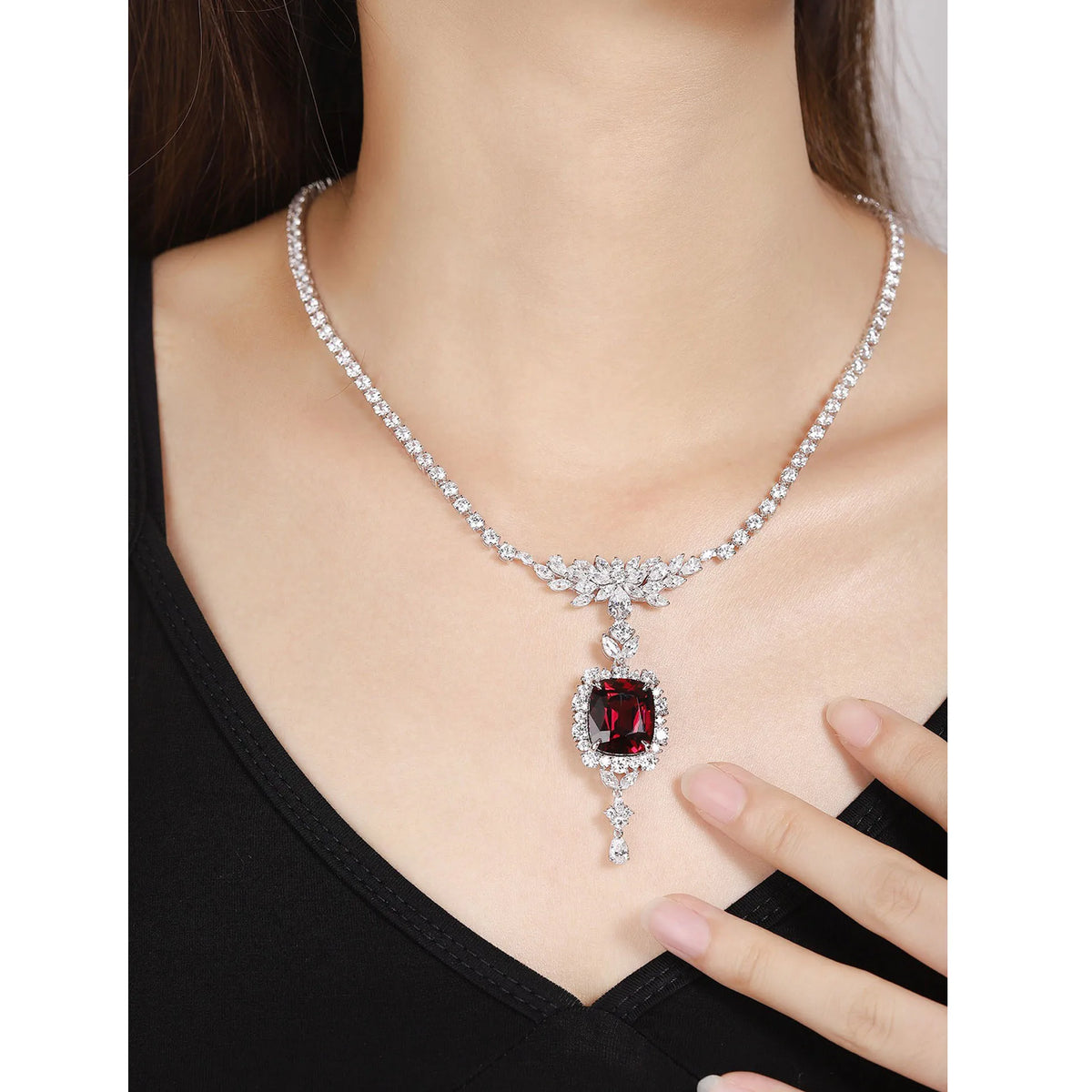 Bright Sparkle 20.35ct Natural Red Garnet Necklace 925 Silver Custom Dubai Luxury Hot Style Large Pendant Vintage Necklace MegaBDM