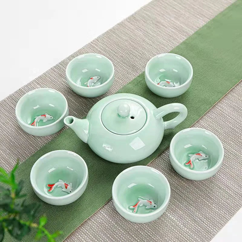 2020 Best Selling Porcelain Handmade Ceramic Tea Service Fish Tea Cup/Chinese Kung Fu Tea Set