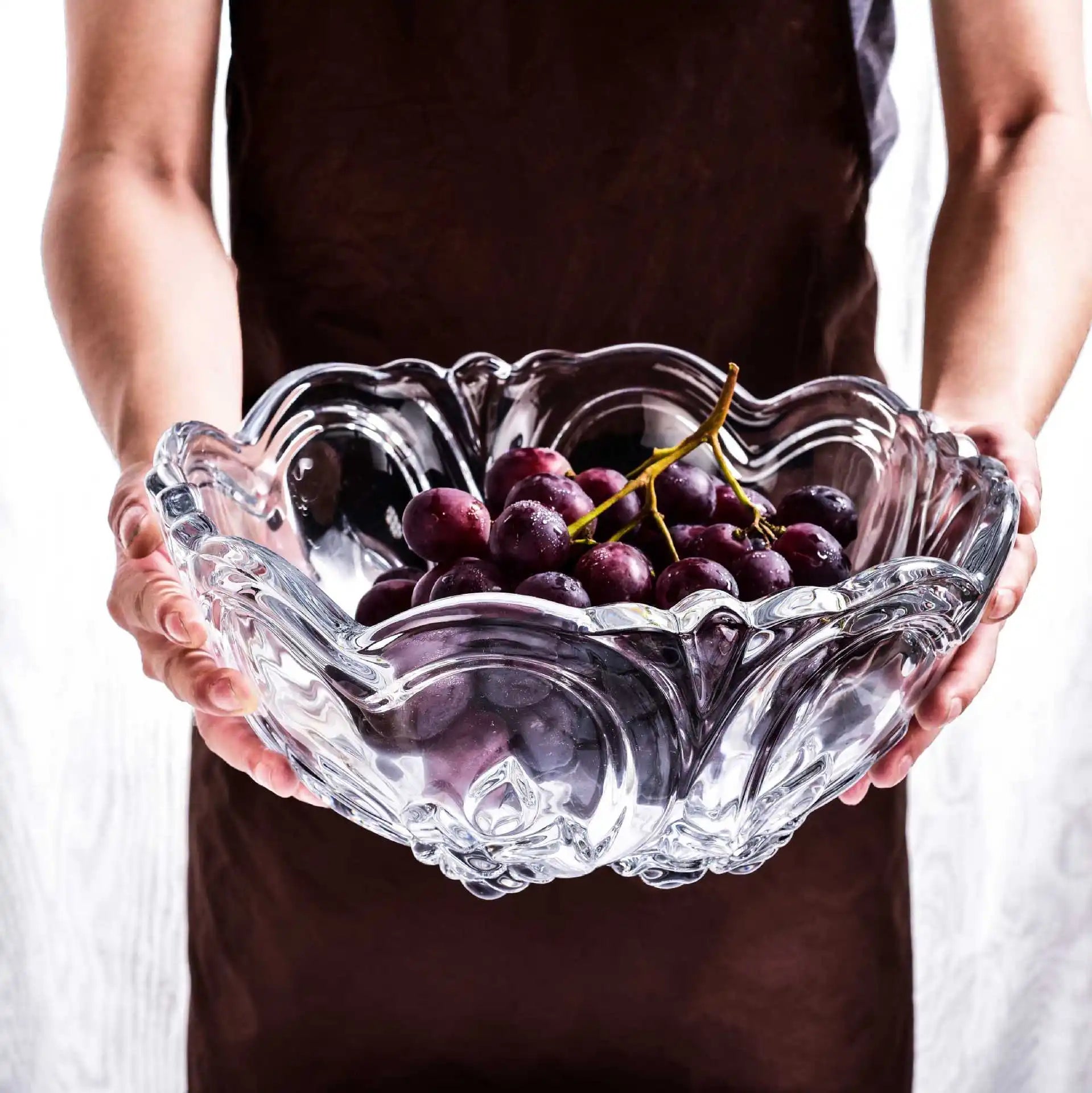 Hxglass Large Size Modern European Style Engraving Fruit Plate Tray Creative Glass Candy Pot Crystal Coffee Table Fruit Plant