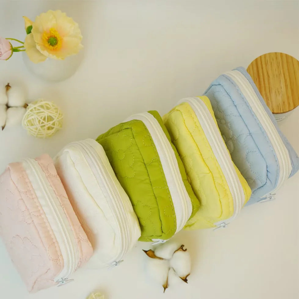 Cloud Simple Sanitary Storage Bag Cute Portable Storage Bag Simple Ins Storage Bag Large Capacity
