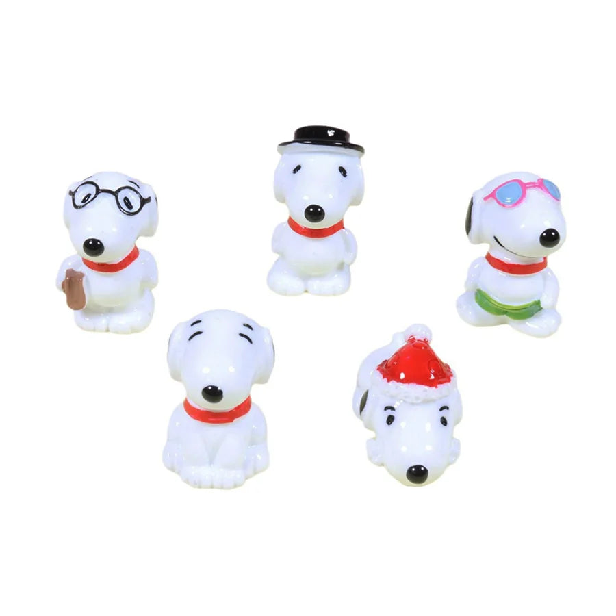 Wholesale Lovely 3d Miniature White Puppy Dog Figurine Resin Cabochons for Diy