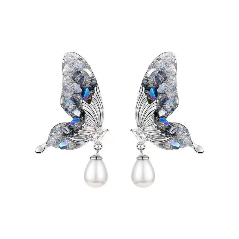 AA00456 Korean Hot Selling New Design Butterfly Stud Earrings Bling Rhinestone Pearl Stud Earrings for Women