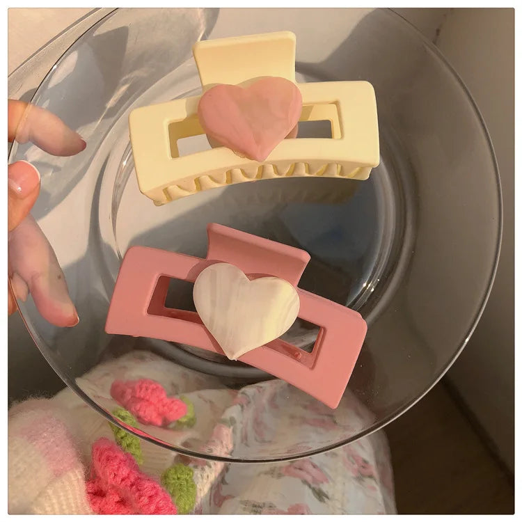 8.5CM Matte Color Heart Rectangle Plastic Hair Claws Haarschmuck INS Love Grab Clip Large Volume Frosted Hair Clips