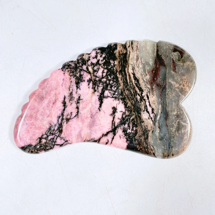 Huiying Hot Selling Natural Rhodorite Jasper Spiky Heart Shape Facial Gua Sha Stone for Body Anti-Wrinkle