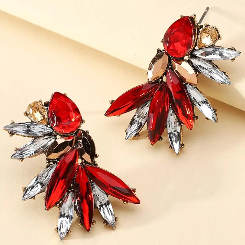 Kaimei 2022 Earring 5 Colors Simple Geometric Crystal Stud Vintage Earrings for Women Trend Luxury Design Unique Earrings Studs