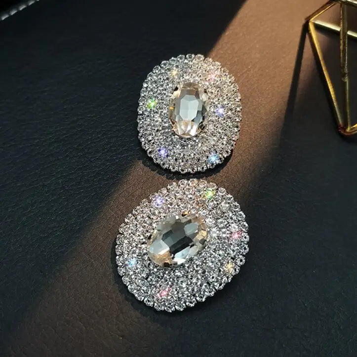 Kaimei 2022 Fashion Exaggerated Ear Studs Female Shiny Zircon Oval Crystal Earrings Online Popular Luxury Diamond Stud Earrings