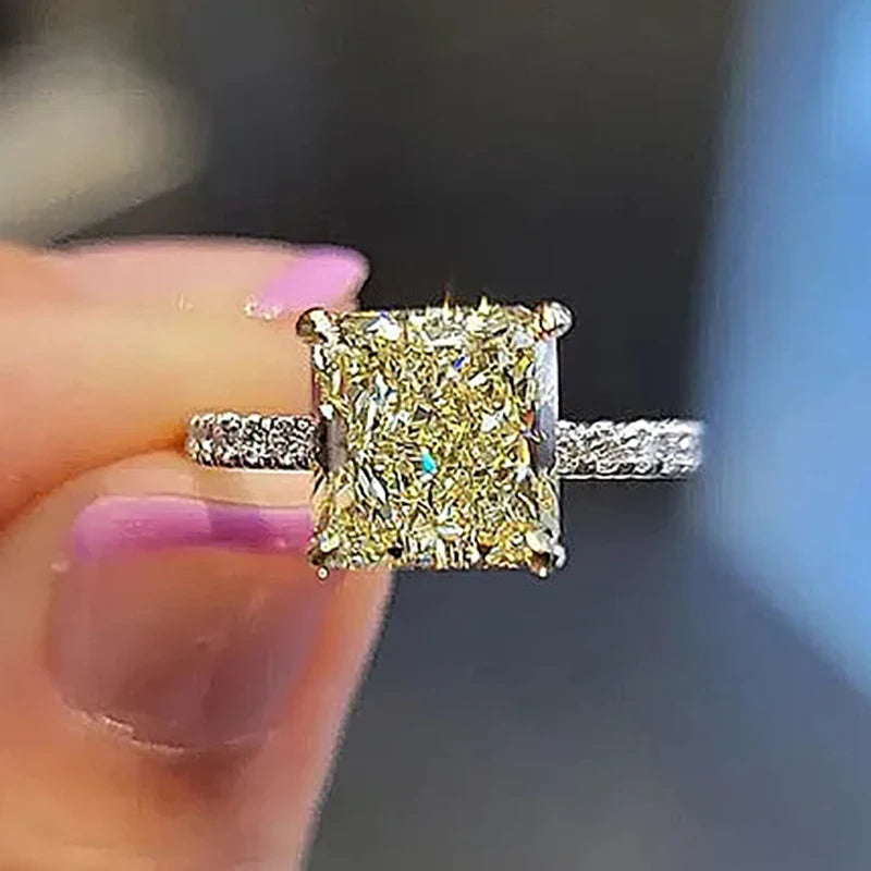Huitan Wholesale Hot-Sale Simple Sparkling Square Shaped Yellow Crystal Finger Rings for Women Engagement Silver Plated CZ Rings