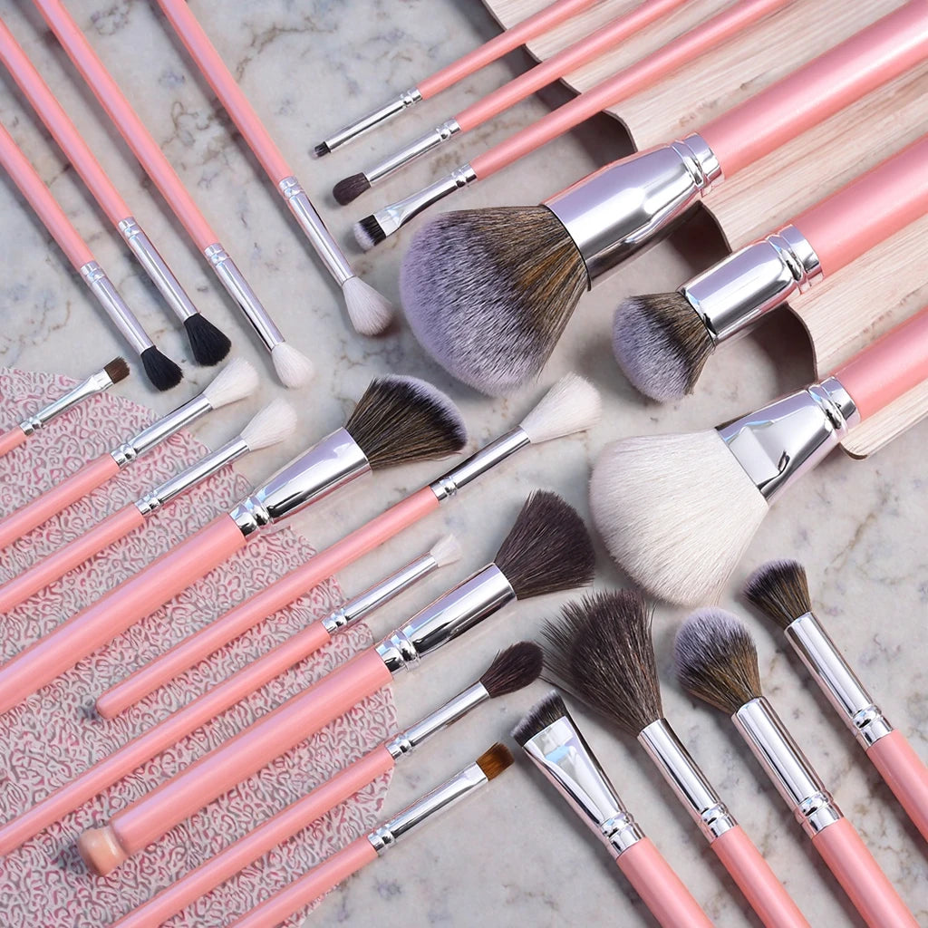 Wholesale Vegan Professional Makeup Brush Set 16-Piece Custom Logo Private Label Pink Fan Brush Wood Handle Face Concealer Use