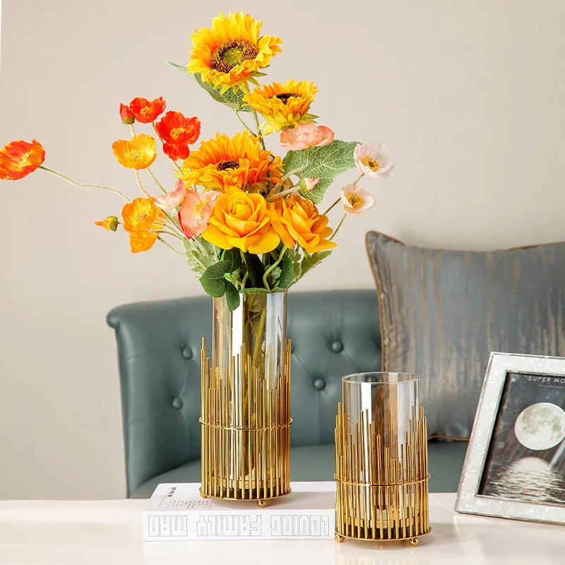 Light Luxury Golden Metal Vase Modern Hydroponic Glass Flower Vase Decorative Tabletop Flower Vase for Living Room Home Decor