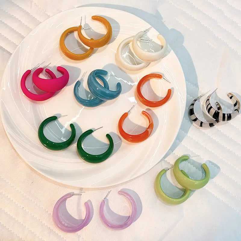 2023 Wholesale Manufacturer Fashion Jewelry C Shape Earrings Colorful Acrylic Pair Layies Blank Plastic Earrings for Female