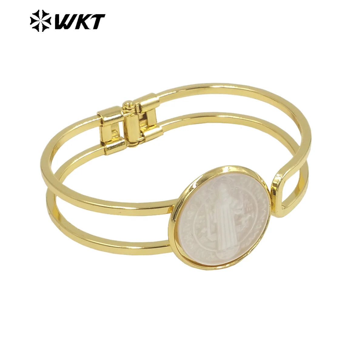 WT-MPB092 Religious Fashion Gold St Benedict Medal 18k Real Gold Resist Tarnishable Cross  Natural Shell Cuff Bangle