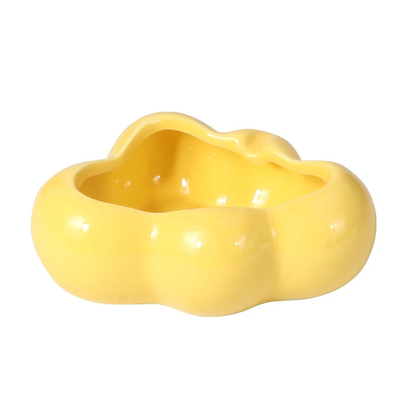 Futeng Creative Cream Style Cute Ceramic  Ashtray for Home Living Room Desktop Decorative Ornament Men Gift Smoking