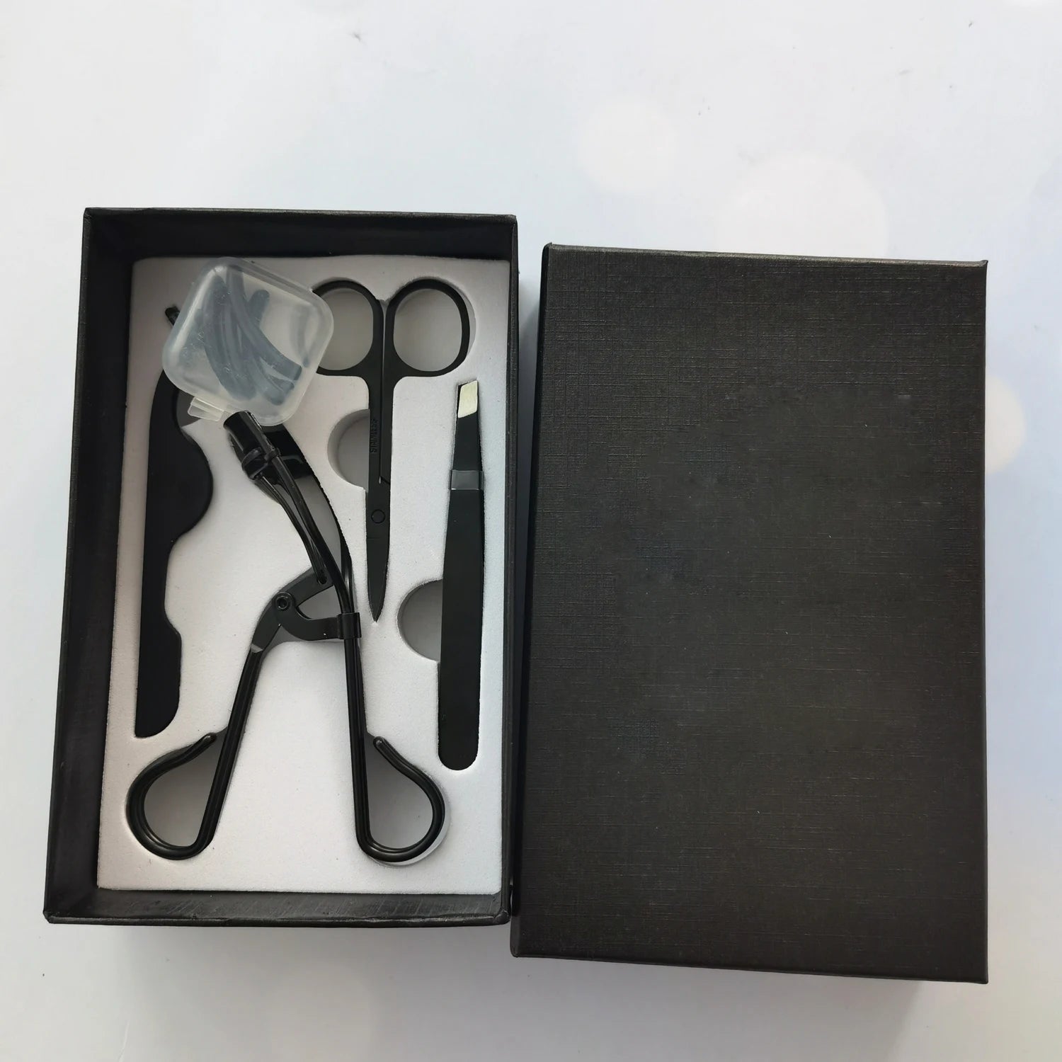 Wholesale Private Label Stainless Steel Eyelash Curler Tool Kit Pointed Tip Makeup Tools Including False Eyelashes Tweezers