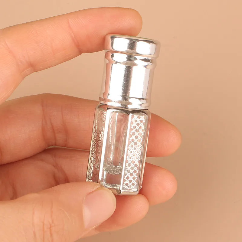 Wholesale Empty Silver Color Empty Essential Oil Cosmetic Packaging Glass 12ml Perfume Oil Roll on Bottles