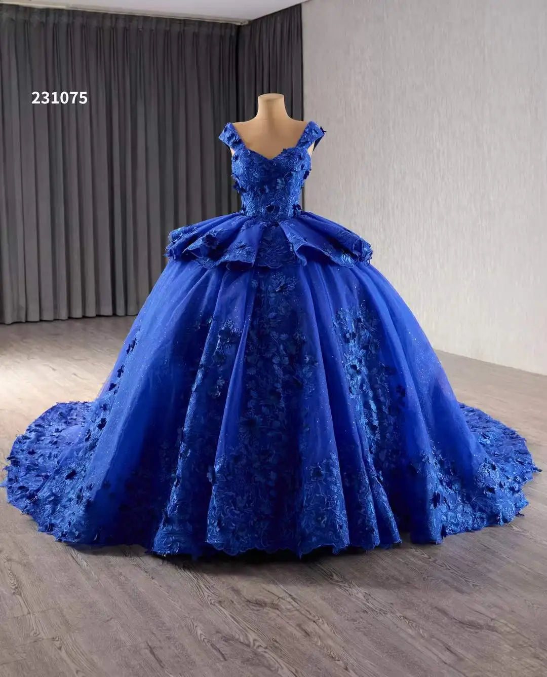 QUEENSGOWN Royal Blue 3D Embroidery Evening Gown off Shoulder Sleeveless Ruffles Sweetheart Evening Banquect Ball Gown Dress