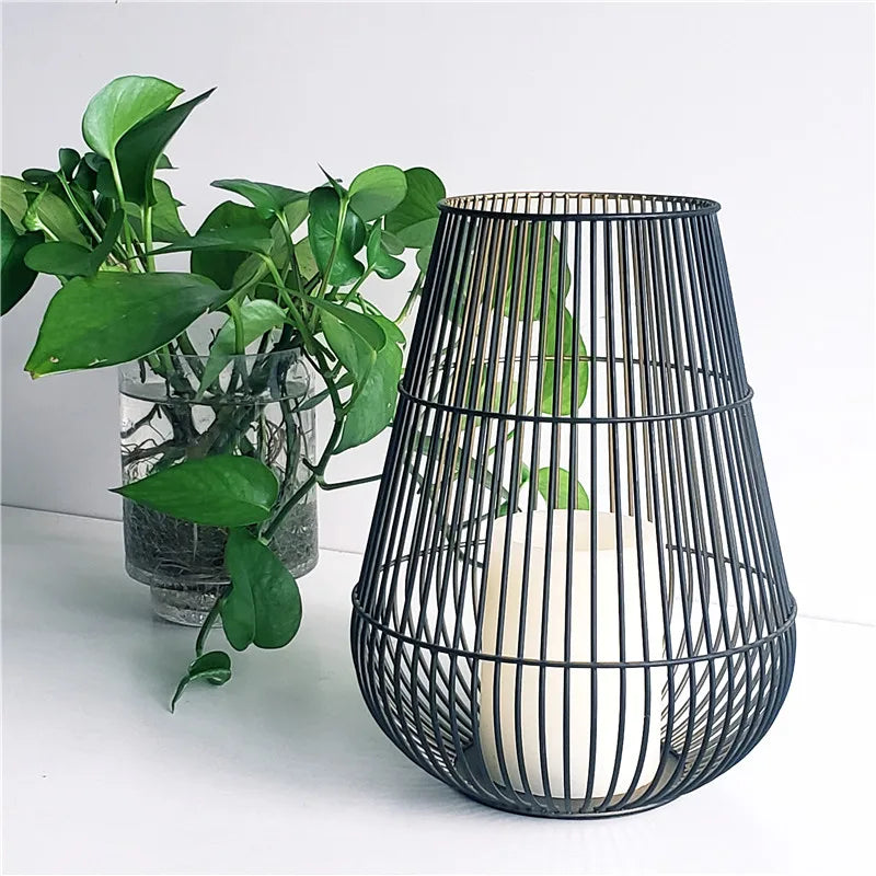 Hot Sale Vintage Black Iron Wire LED Tealight Candlestick Holder for Home and Garden Decor