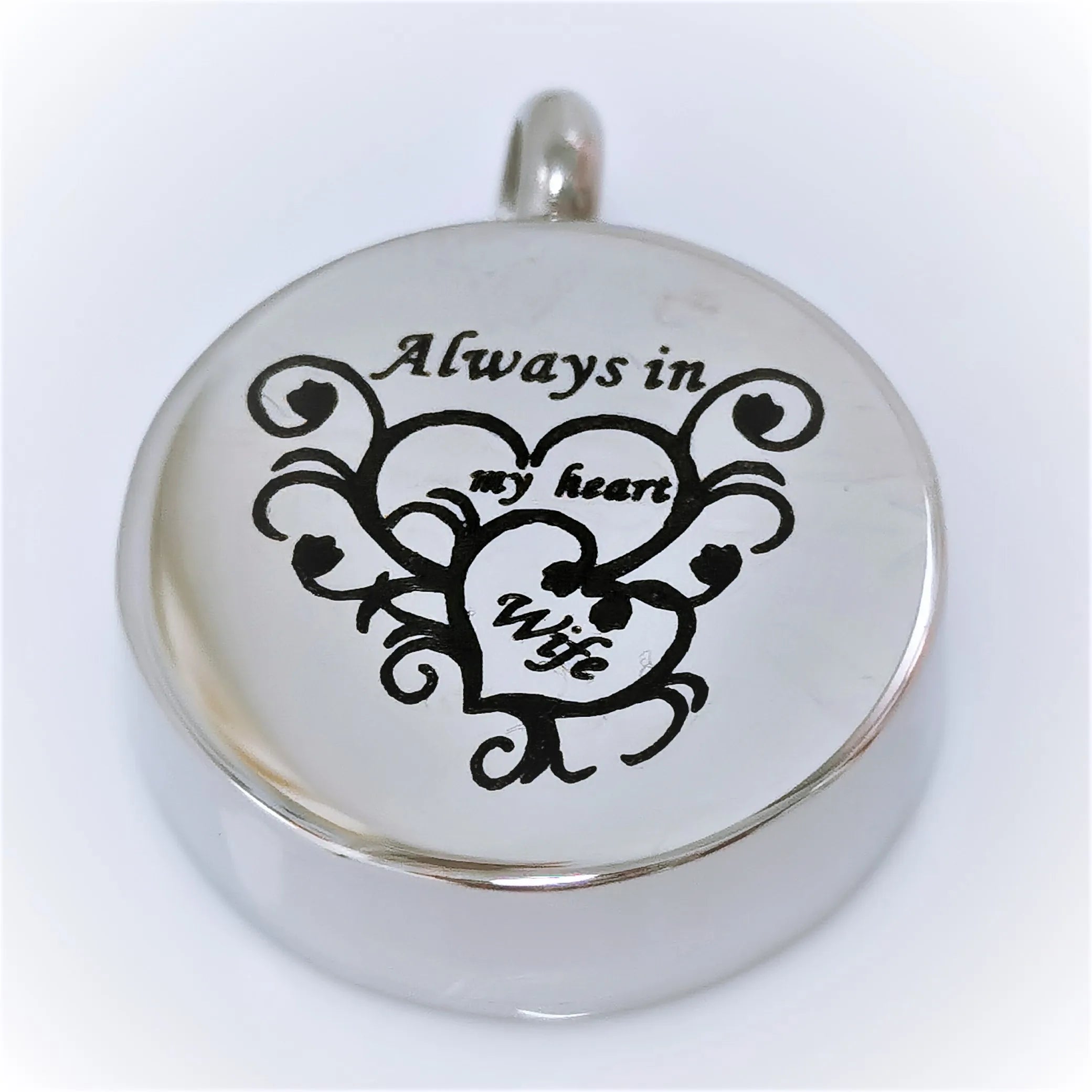 Bigger Ash Chamber Urn Stainless Steel Round Cremation Pendant Always in My Heart Memory Necklace Mom Dad grandma Grandpa Holder
