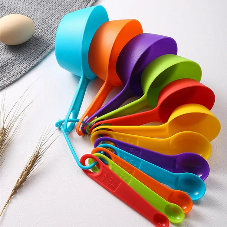 Set of 12 Measuring Cups and Spoons Set Kitchen Baking Tool Durable Nesting Cups and Spoons for Dry Liquid Kitchen Measure Tool