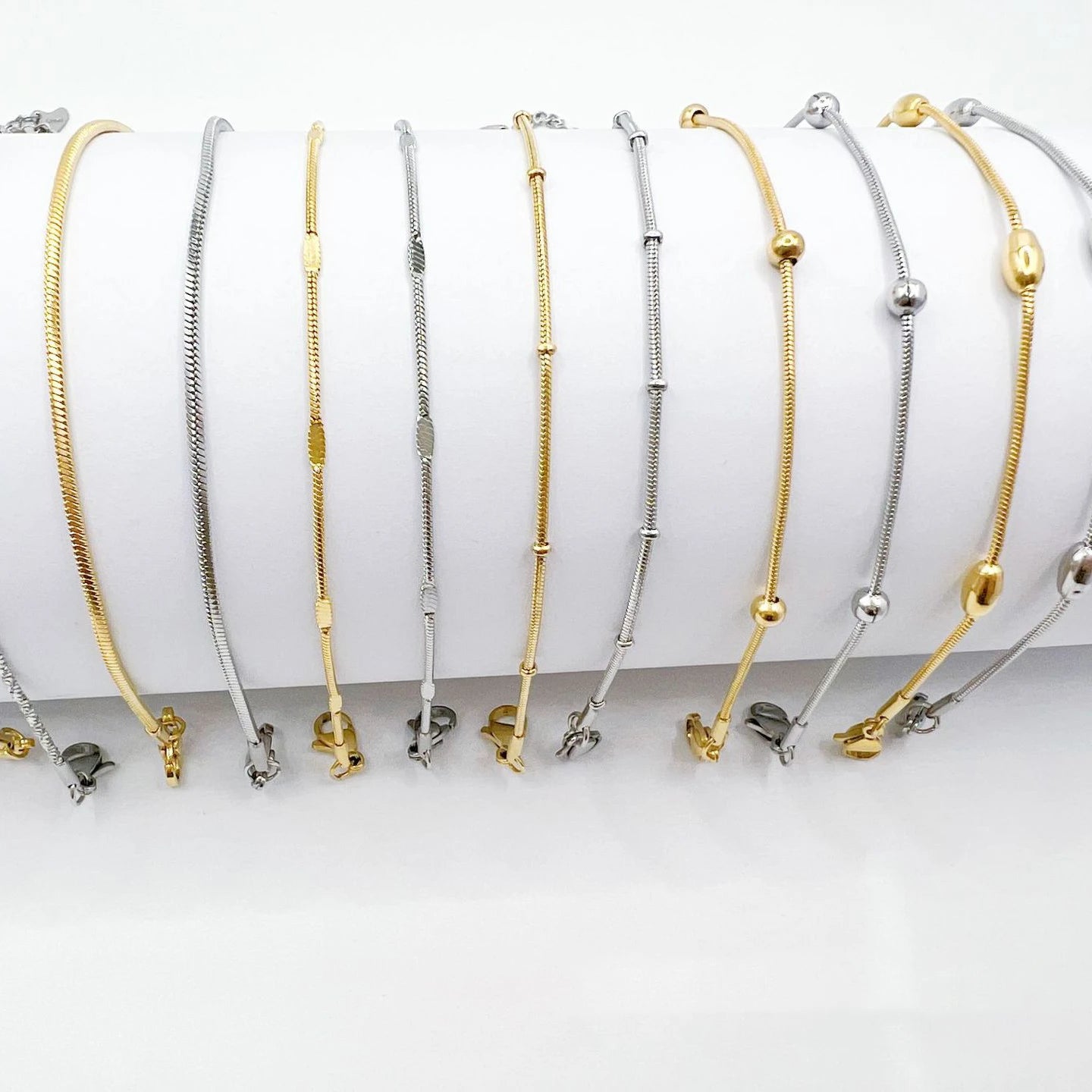 HOVANCI Dainty 18k Gold Plated Stainless Steel Simple Jewelry Gift Waterproof Foot Chain Ankle Bracelet