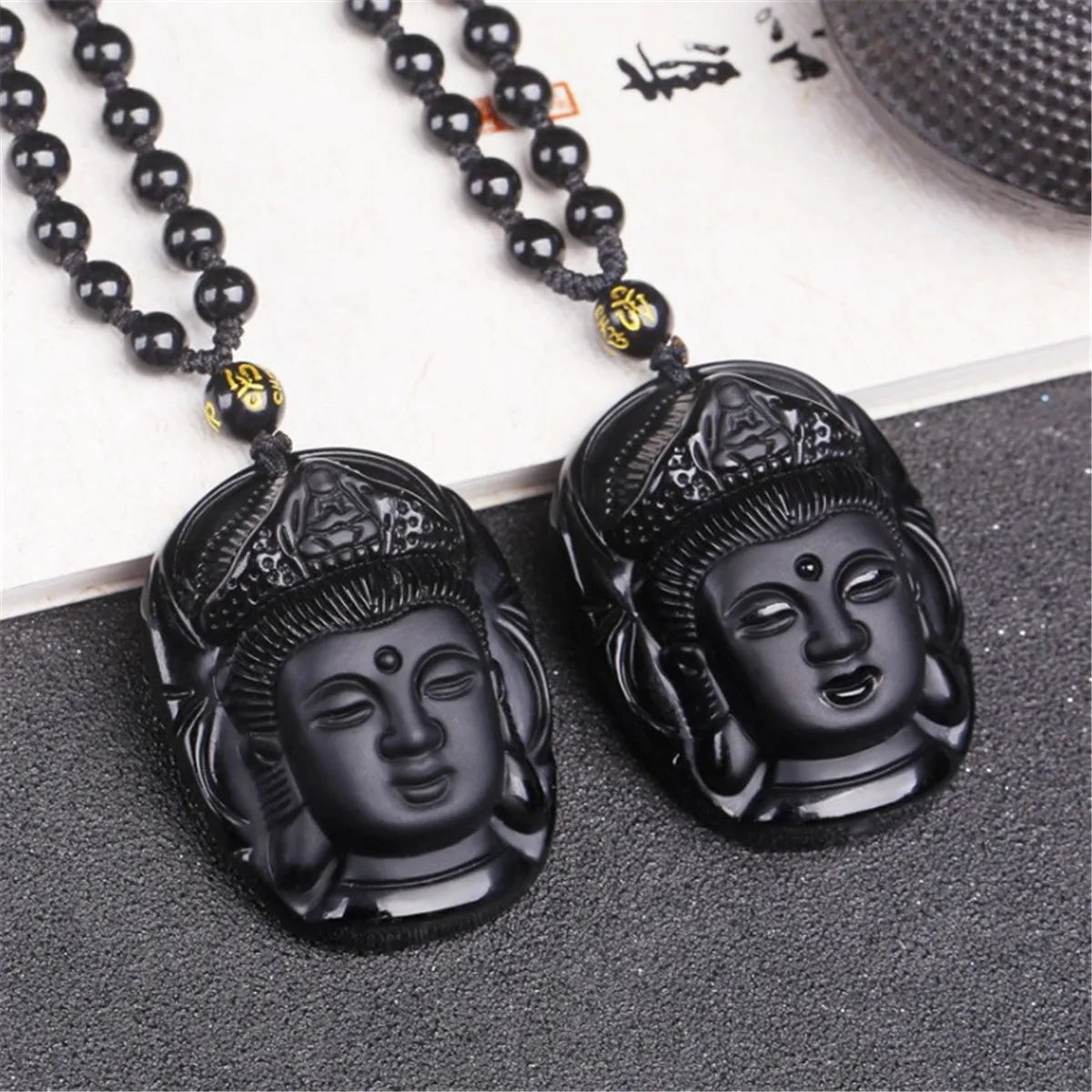Natural Black Obsidian Carved Jade Guanyin Buddha Head Lucky Amulet Talismans Necklace Pendant Gift