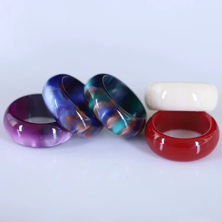 Trendy Minimalist Imitate Wax Blue Gold South Red Agate Green Amethyst Resin Rings Chunky Plastic Resin Ring for Couple