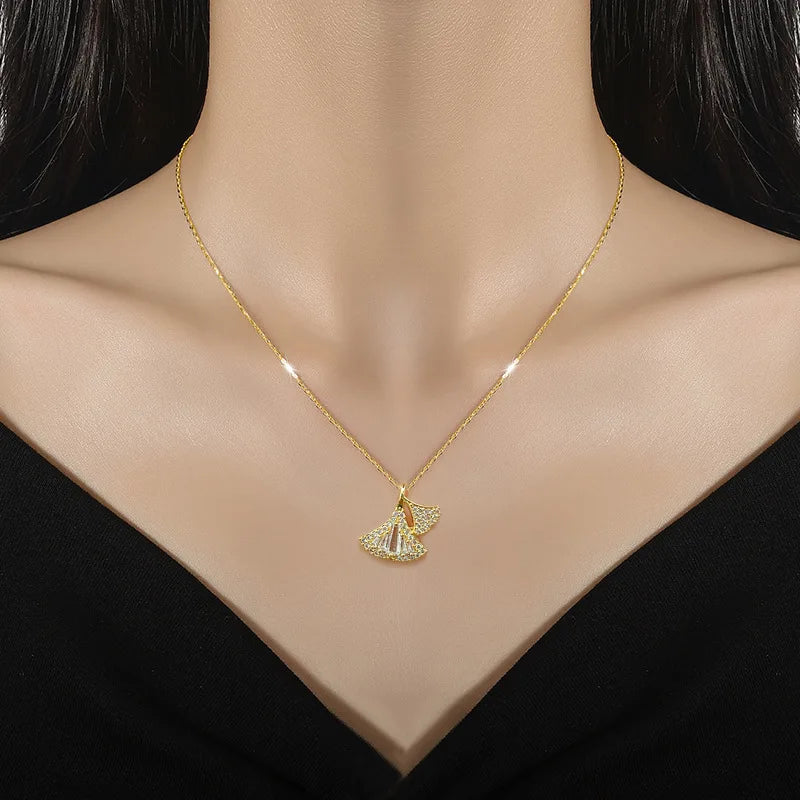 Titanium Steel Full Diamond Ginkgo Leaf Light Luxury Necklace Charm for Women Wedding Engagement Stainless Steel Jewelry