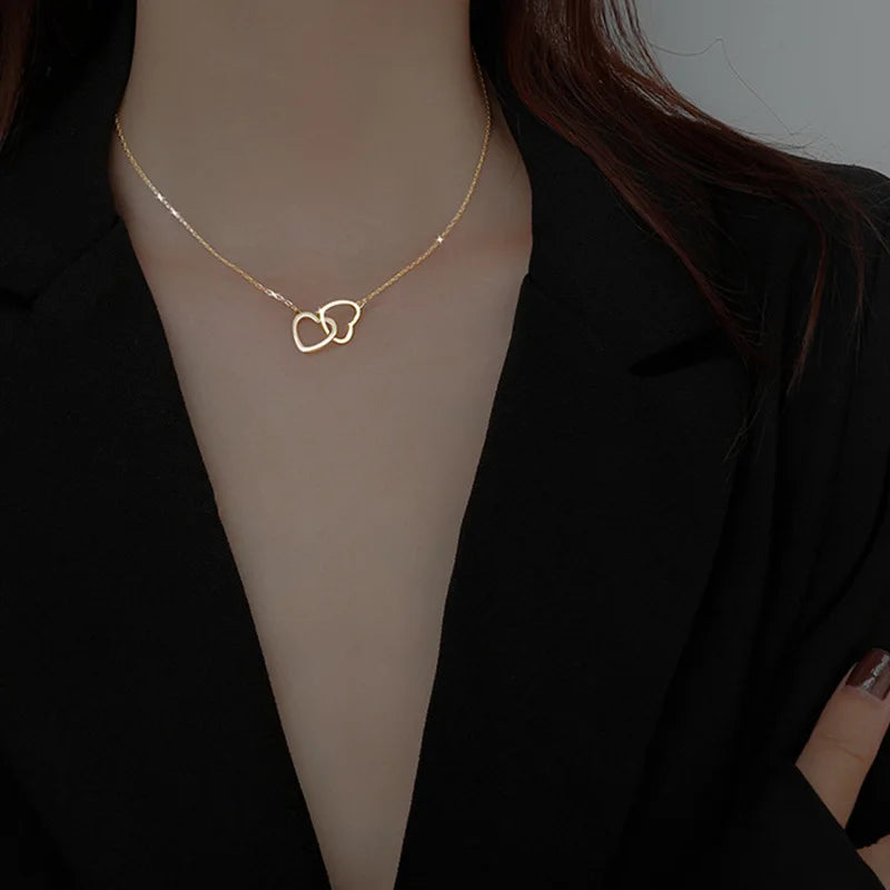 AA00149 Wholesale Fashion Simple Double Heart Clavicle Chain Necklace Simple Love Choker Necklace
