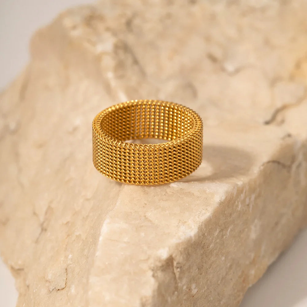 2023 Hot Selling 16K Gold Plated Stainless Steel Mesh Finger Rings Luxury Design Tarnish Free Rings Jewelry