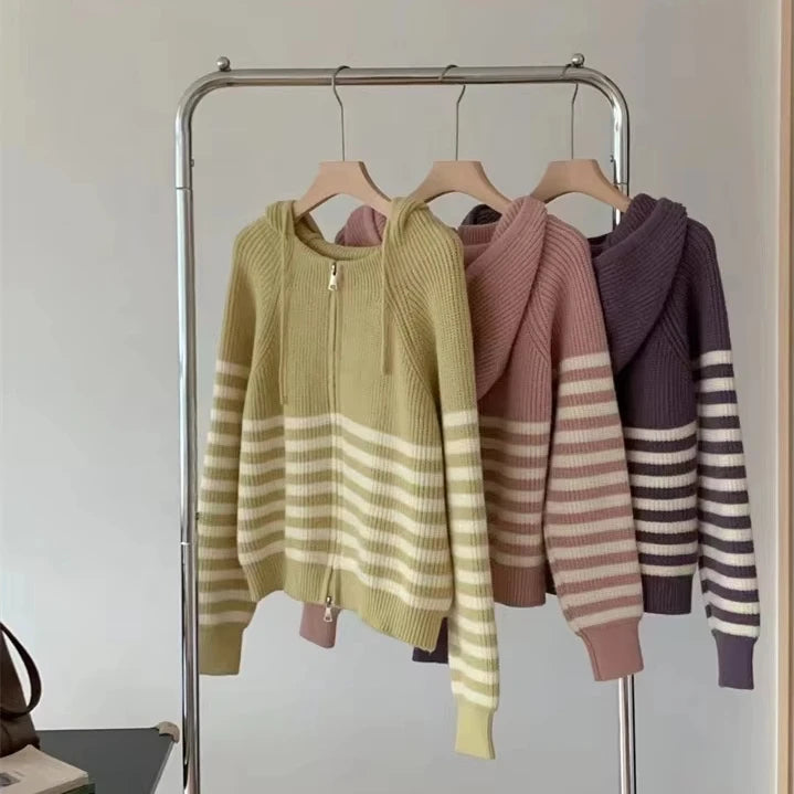 Customizable Zipper Cardigan for Women Oem & Odm Thick Winter Coat with Hooded Striped Sweater Design Casual Knitted Top
