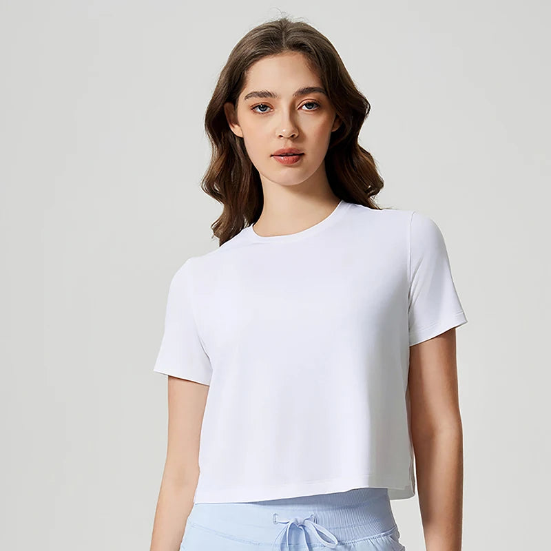 Women's Lightweight Breathable Fitness T-Shirt Quick-Drying Summer Yoga Top with Round Neck and Short Sleeves