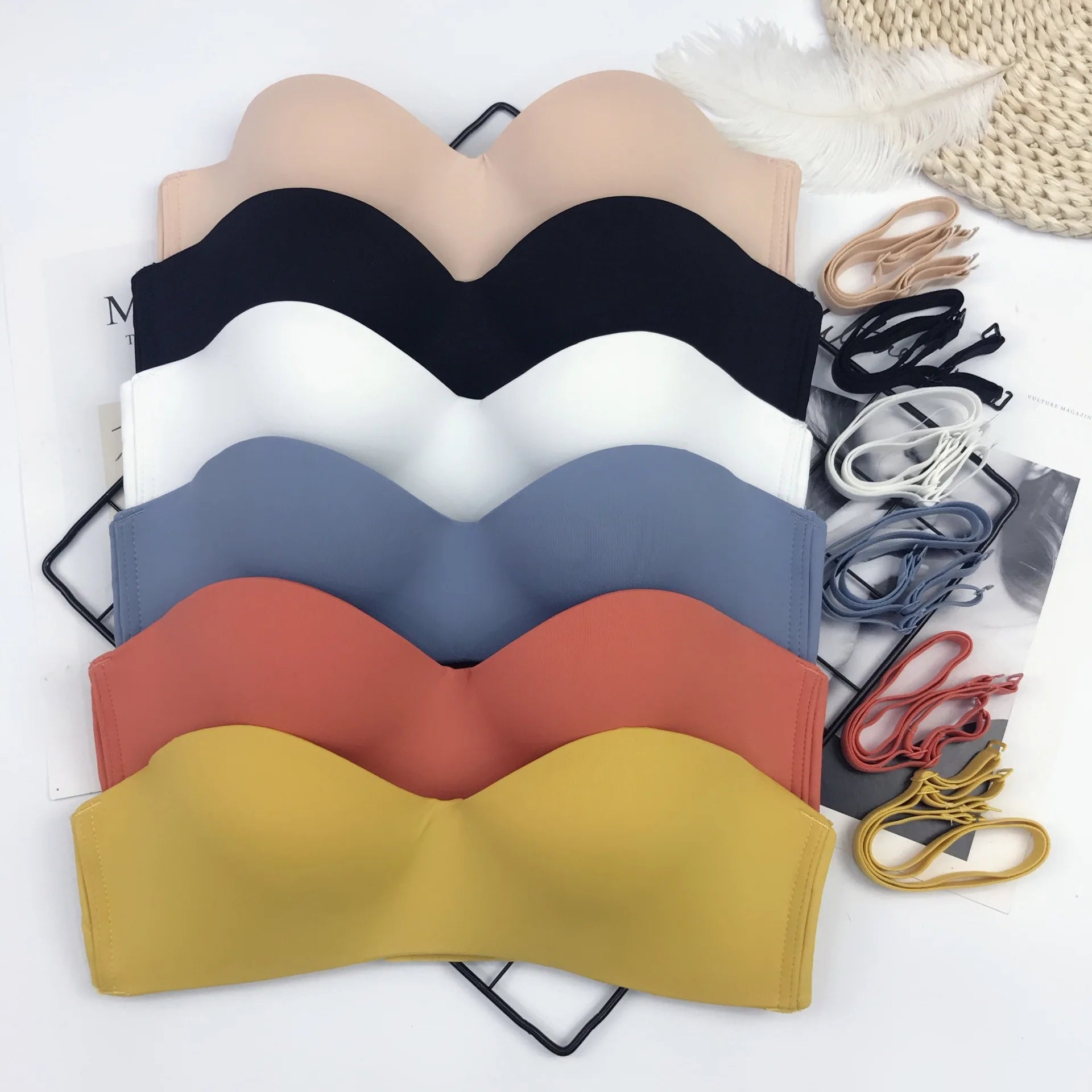 Seamless One-piece Bra Gather Thin Strapless Non-slip Beautiful Back Sexy Paste Girl Bra for Big Bust