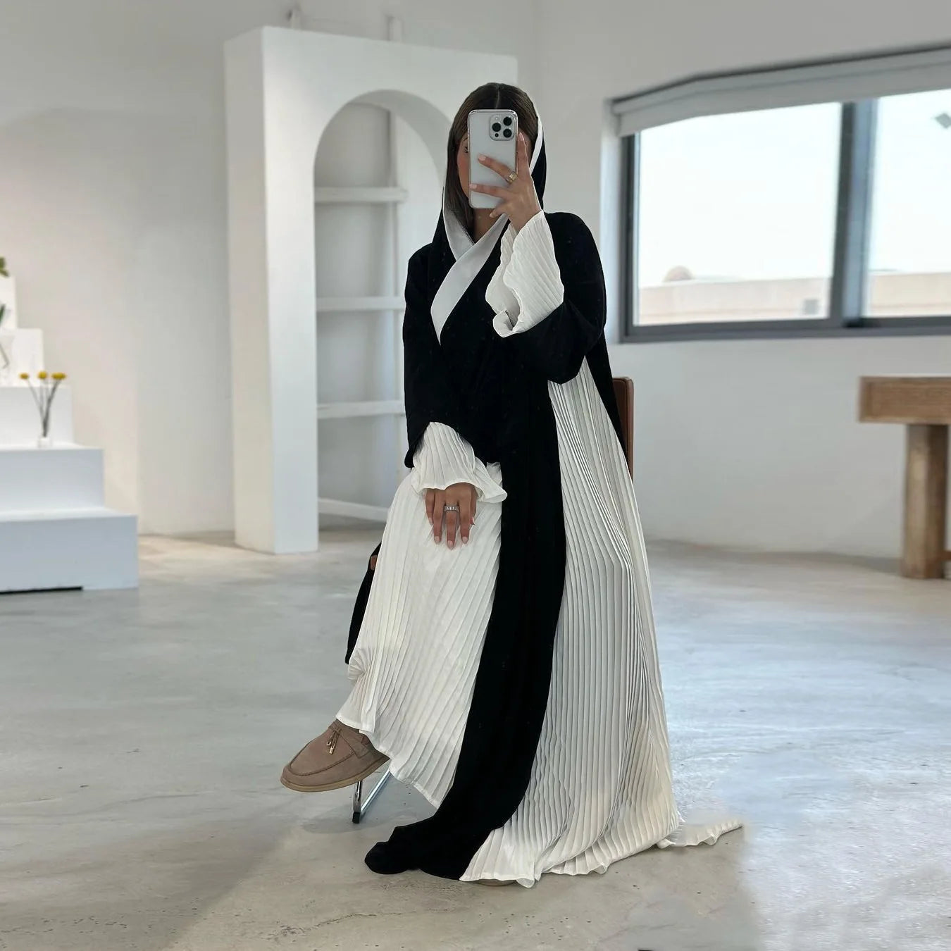 MQ112 Traditional Muslim Clothing Middle East Dubai Turkey Cardigan Black-white Patchwork Pleated Abaya Muslim Kaftan Dresses