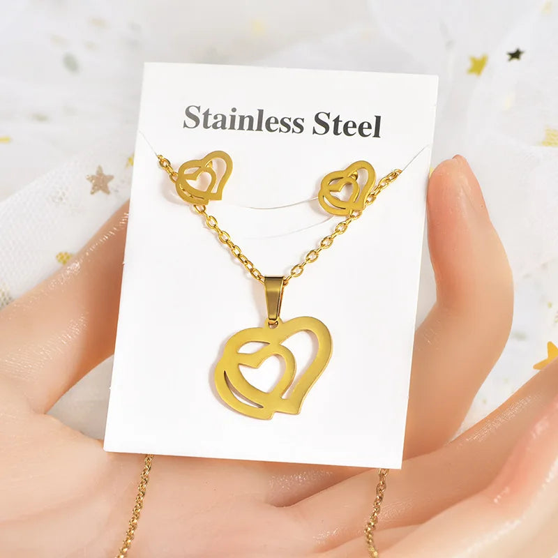 Fashion 2022 New Arrival Non Tarnish Gold Jewelry Titanium Steel Couple Earrings Necklace Stainless Steel Jewelry Set