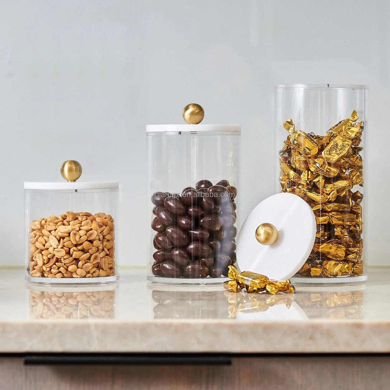 Jewish Judaica Gold Flower Handle Round Elegant Food Storage Clear Lucite Acrylic Cookie Jar