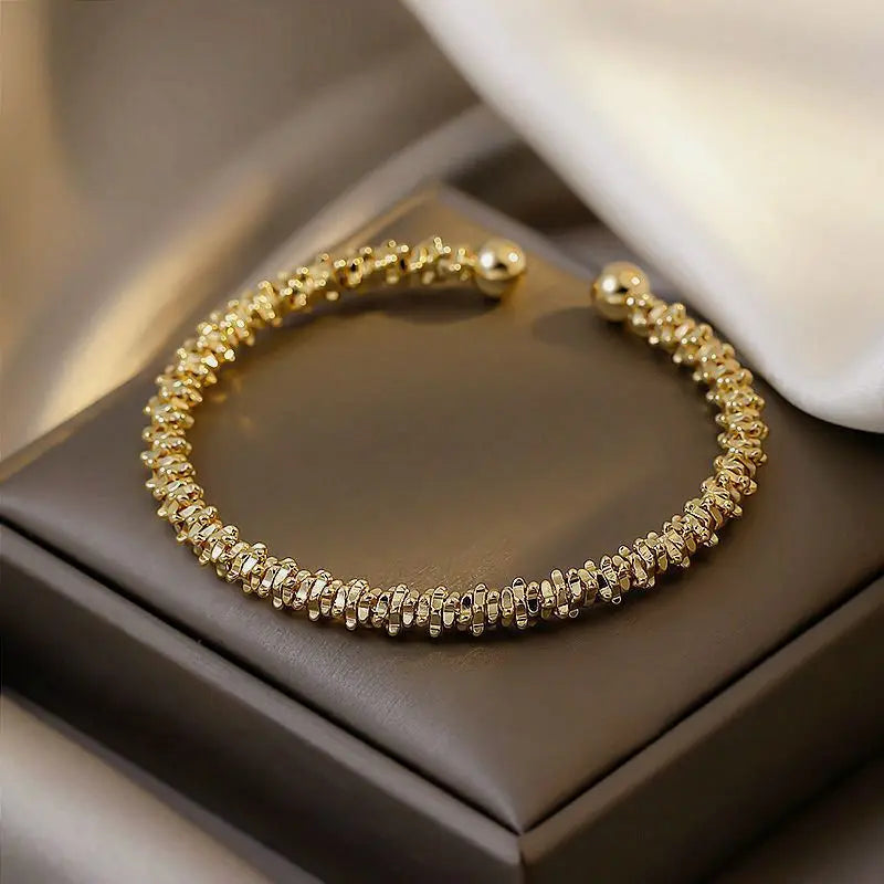 Hiphop 18K Gold Plated Twist Rope Bangle Bracelet Irregular Twisted Cuff Bracelet for Women