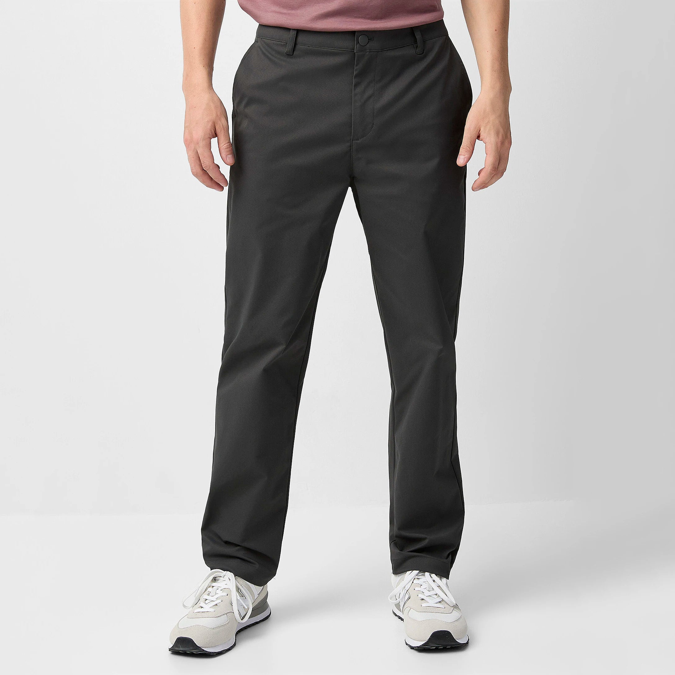 Luxury Men's Performance Relaxed Fit Pants Stretch Waistband Straight Casual Pants