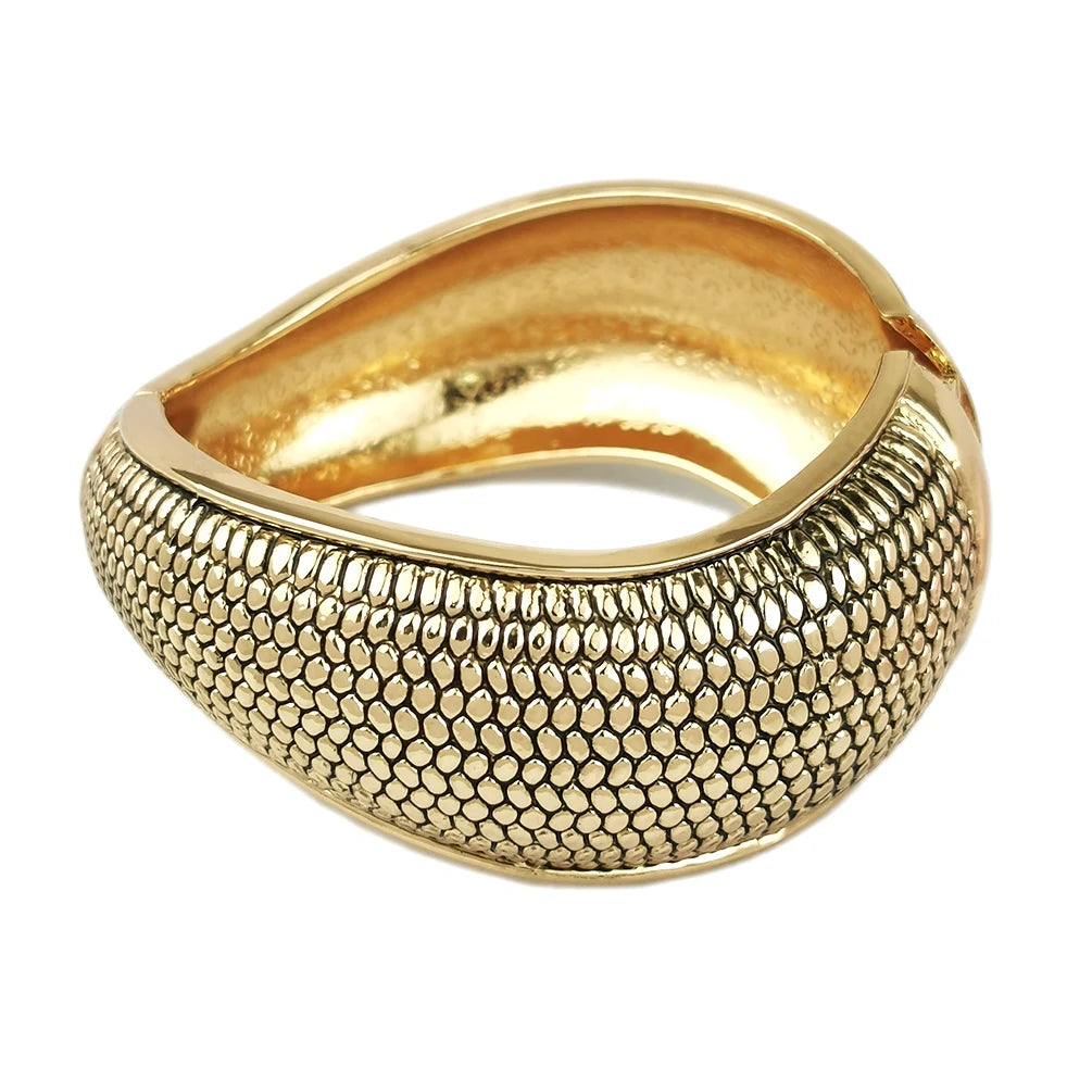 HANSIDON Unique Snake Scales Design Statement Bangle Domineering Gold Chunky Cuff Bracelet European Ethnic Jewelry Accessory