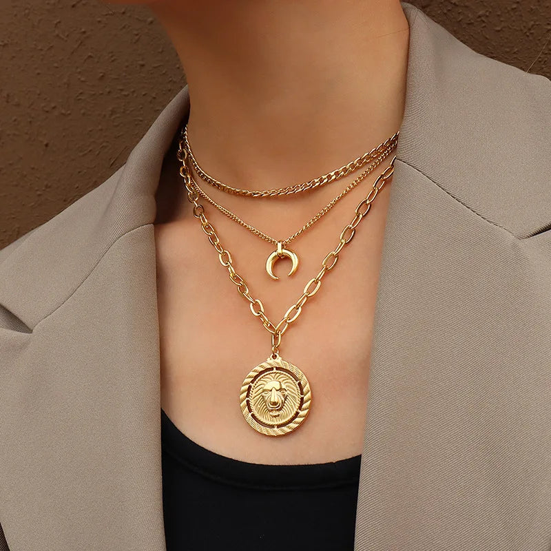 2021 New Design Delicate 18K Gold Plated Three Layer Moon Chain Multi Layer Necklace Chain for Women Sweater